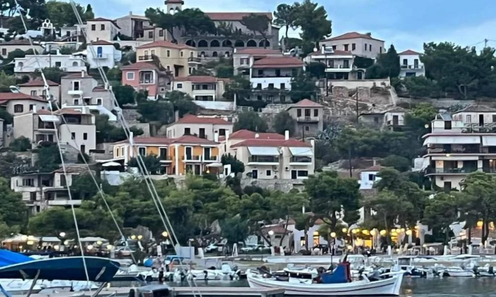  Άστρος Κυνουρίας: Εντοπίστηκε νεκρός άνδρας σε προβλήτα του λιμανιού